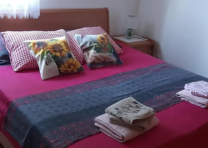 Viktoria Apartamento *