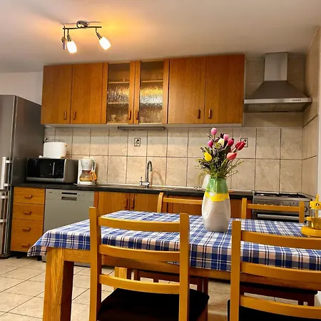 Viktoria Apartment